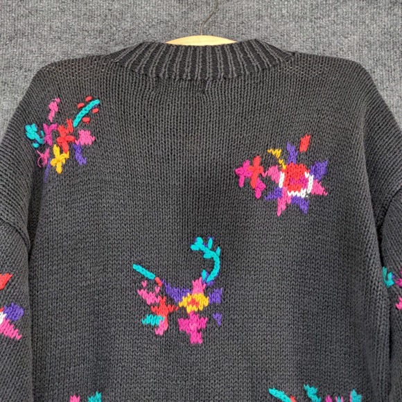 Jennifer Reed Women's Pullover Knit Sweater Gray M 3D Knit Accents Floral - Picture 3 of 11